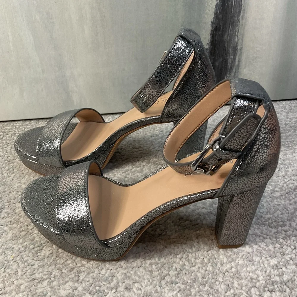 Lauren Ralph Lauren Sylvia Platform Sandals in Faux Metallic Python Grey 5.5 NIB